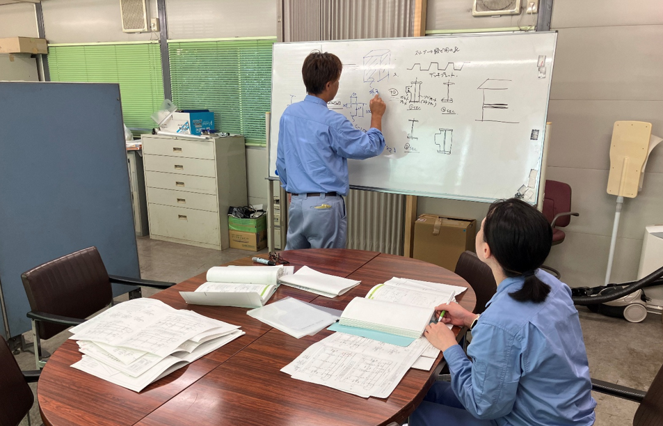 新たに女性社員が1名入社いたしました！